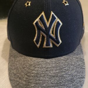New Era Navy and Gray Cap